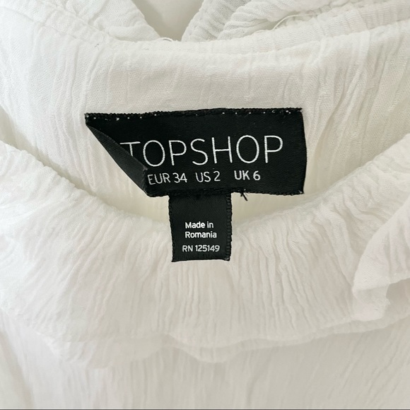 TOPSHOP White Top Off the Shoulder Sleeveless - Picture 4 of 6